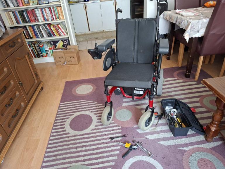 UZ PODRŠKU OPĆINE ILIDŽA REALIZIRAN PROJEKAT "SERVISIRANJE ELEKTROMOTORNIH KOLICA U 2025."