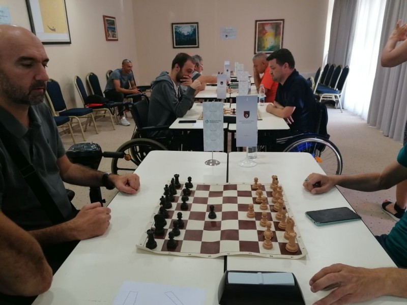 U Nemu održan šahovski turnir za oboljele od distrofije 1